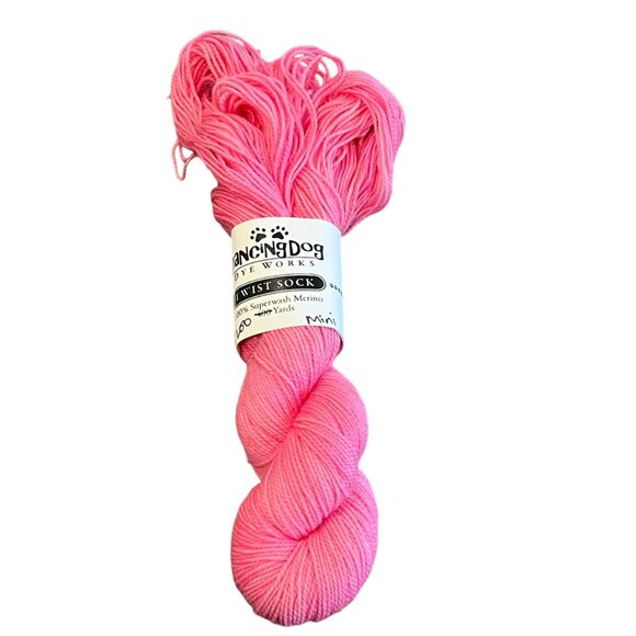 Dancingdog Dyeworks Twist Sock Yarn 260 Yards 100% Superwash Merino Pretty Pink - Picture 1 of 4